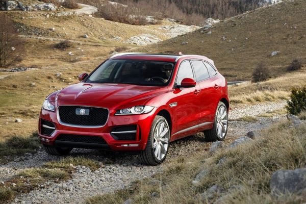 Jaguar F-Pace Official
