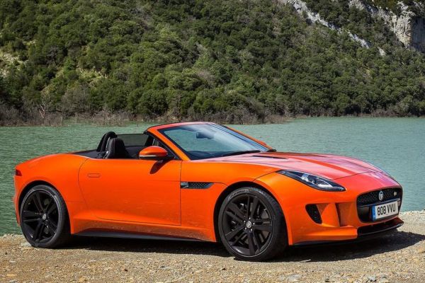 Jaguar F-Type photo