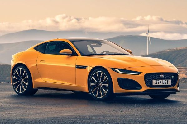 Jaguar F-Type Official