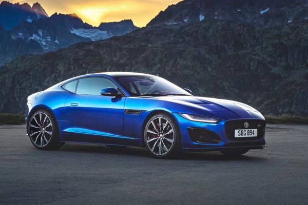 Jaguar F-Type Official