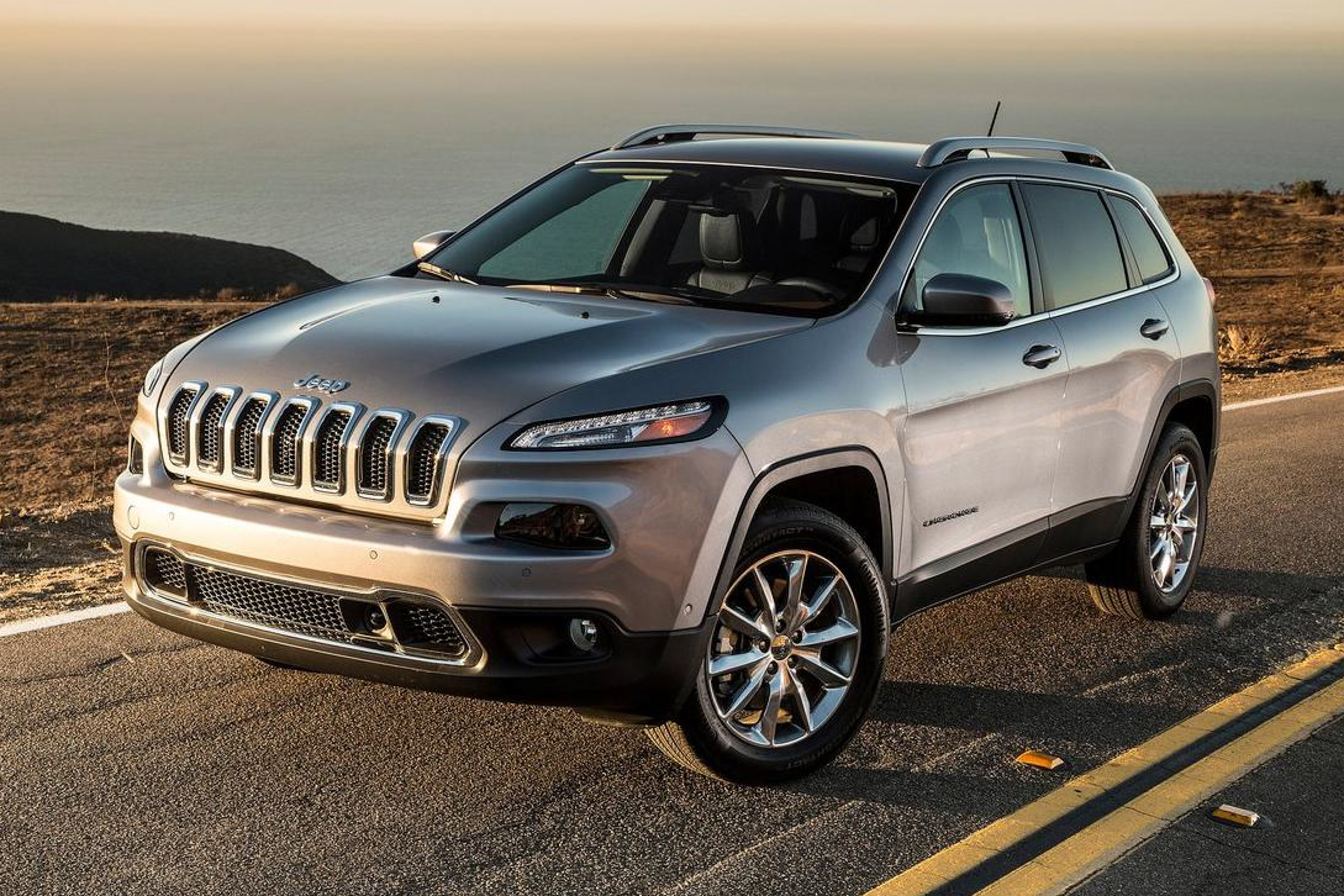 2014 Jeep Cherokee 2.4 Longitude photo