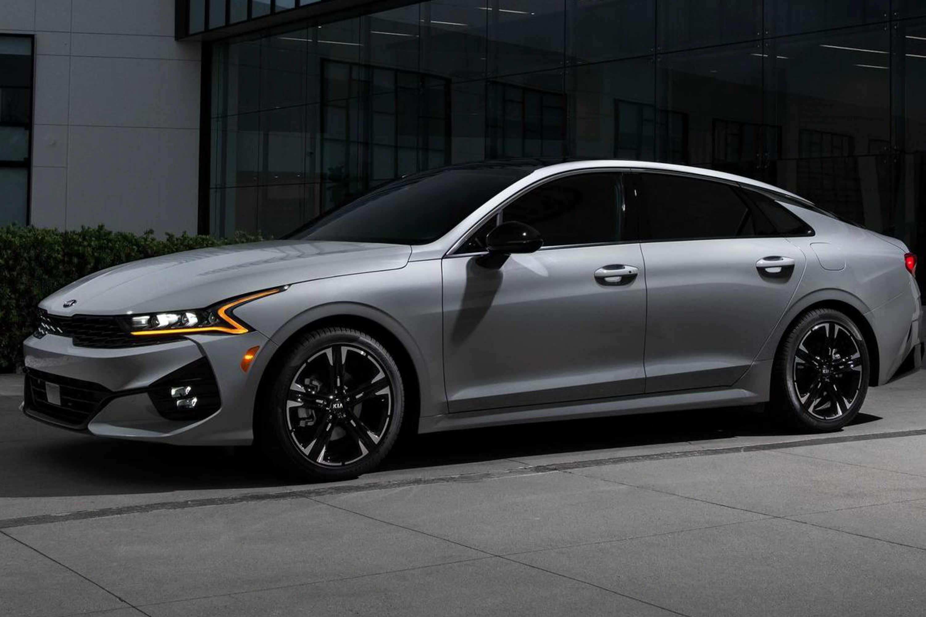 2021 Kia K5 public photo