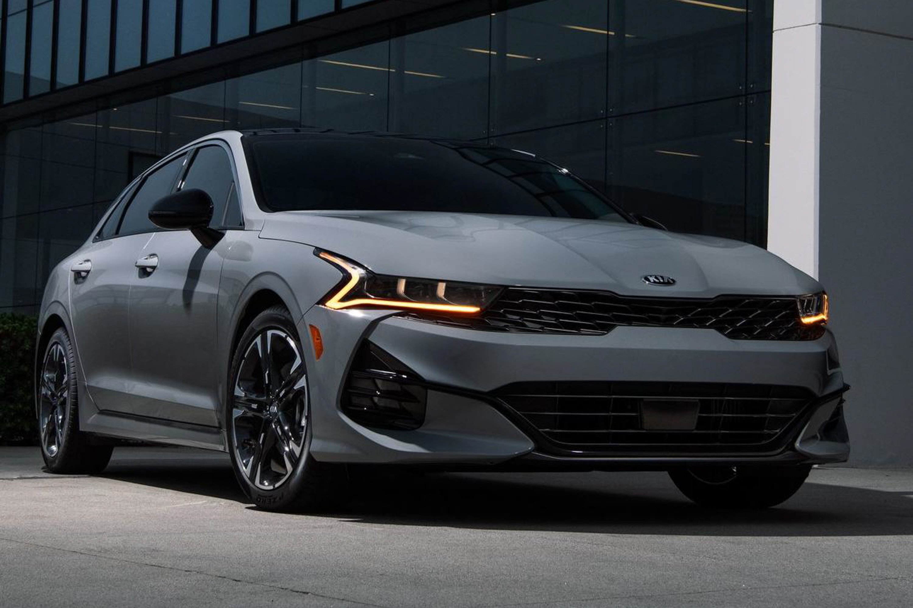 2021 Kia K5 public photo