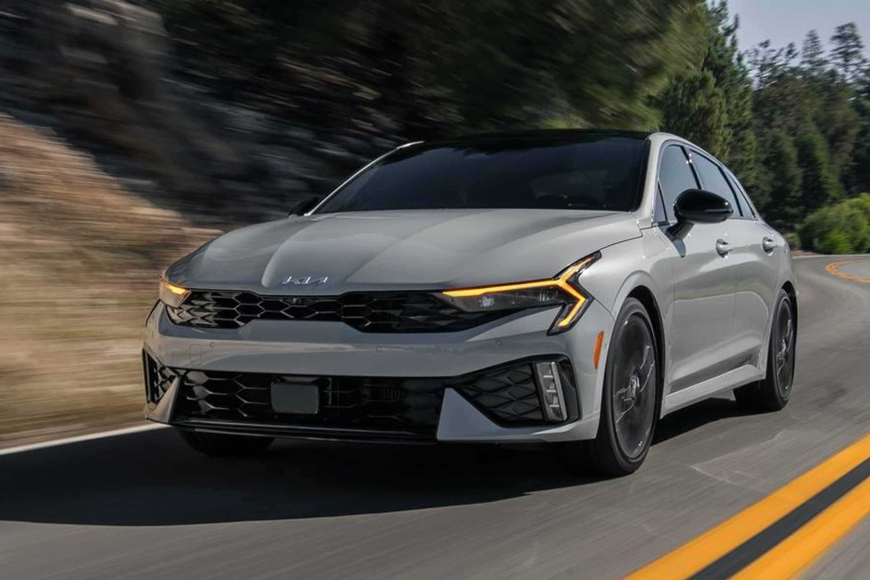 2025 Kia K5 public photo