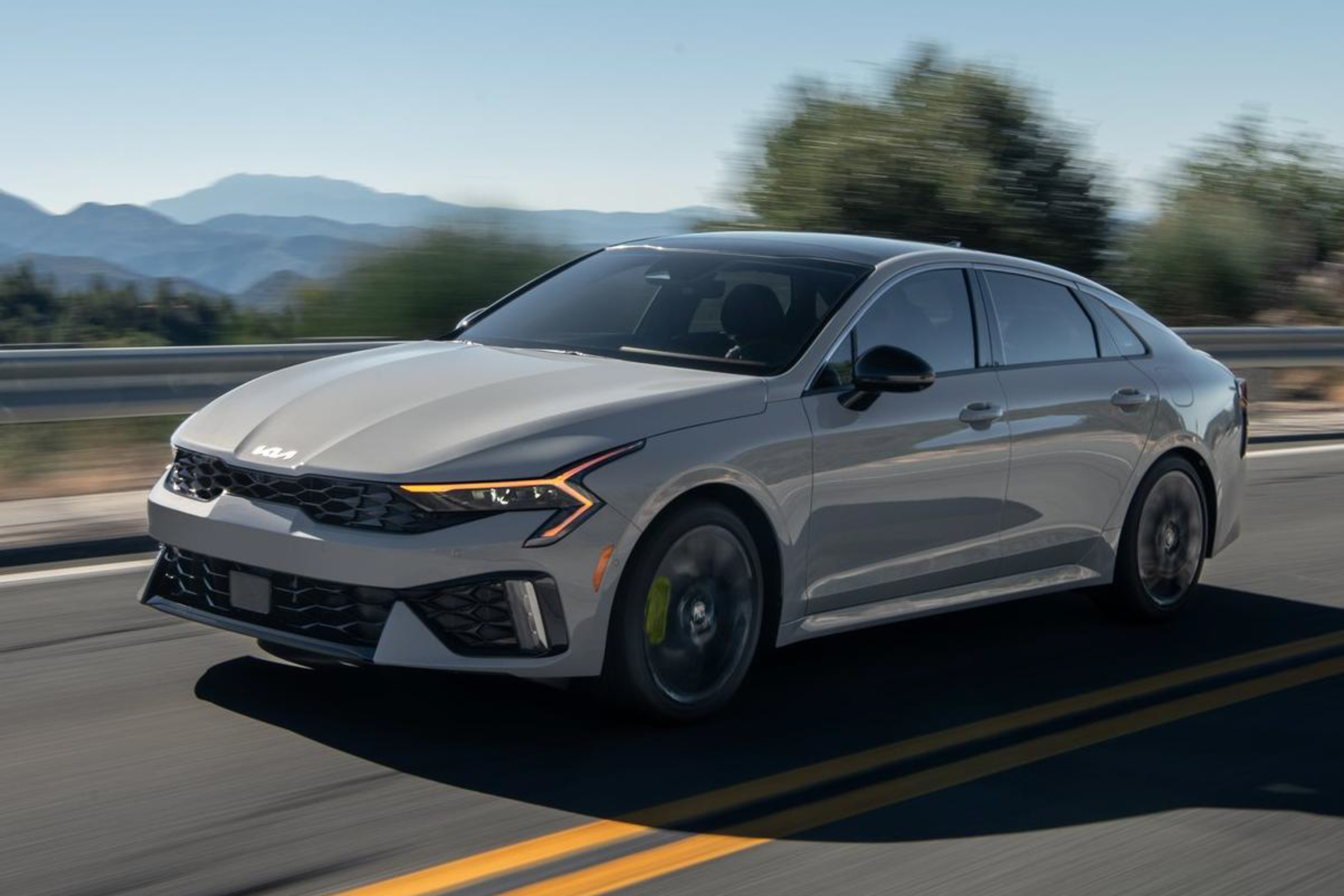 2025 Kia K5 public photo