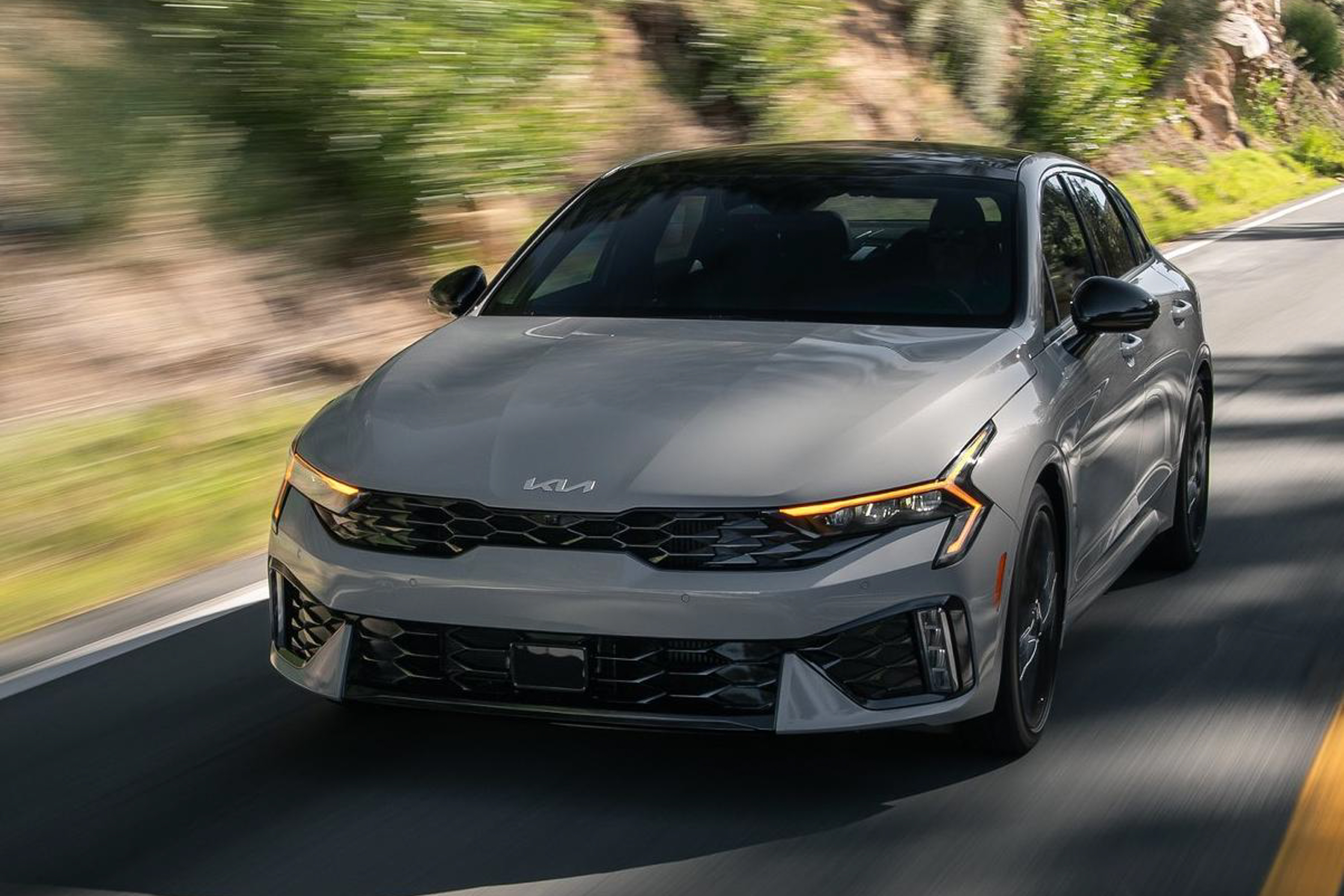 2025 Kia K5 public photo