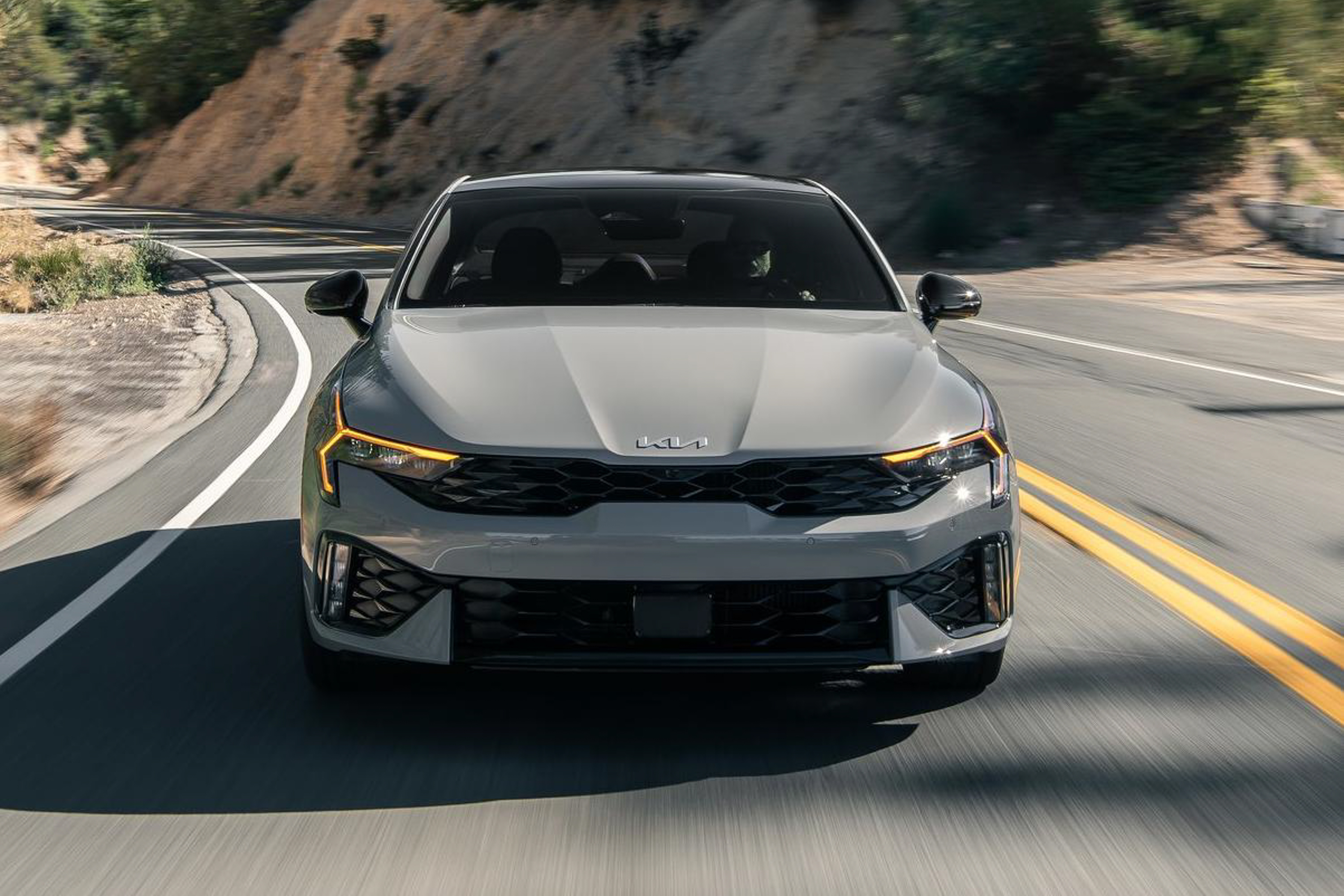 2025 Kia K5 public photo