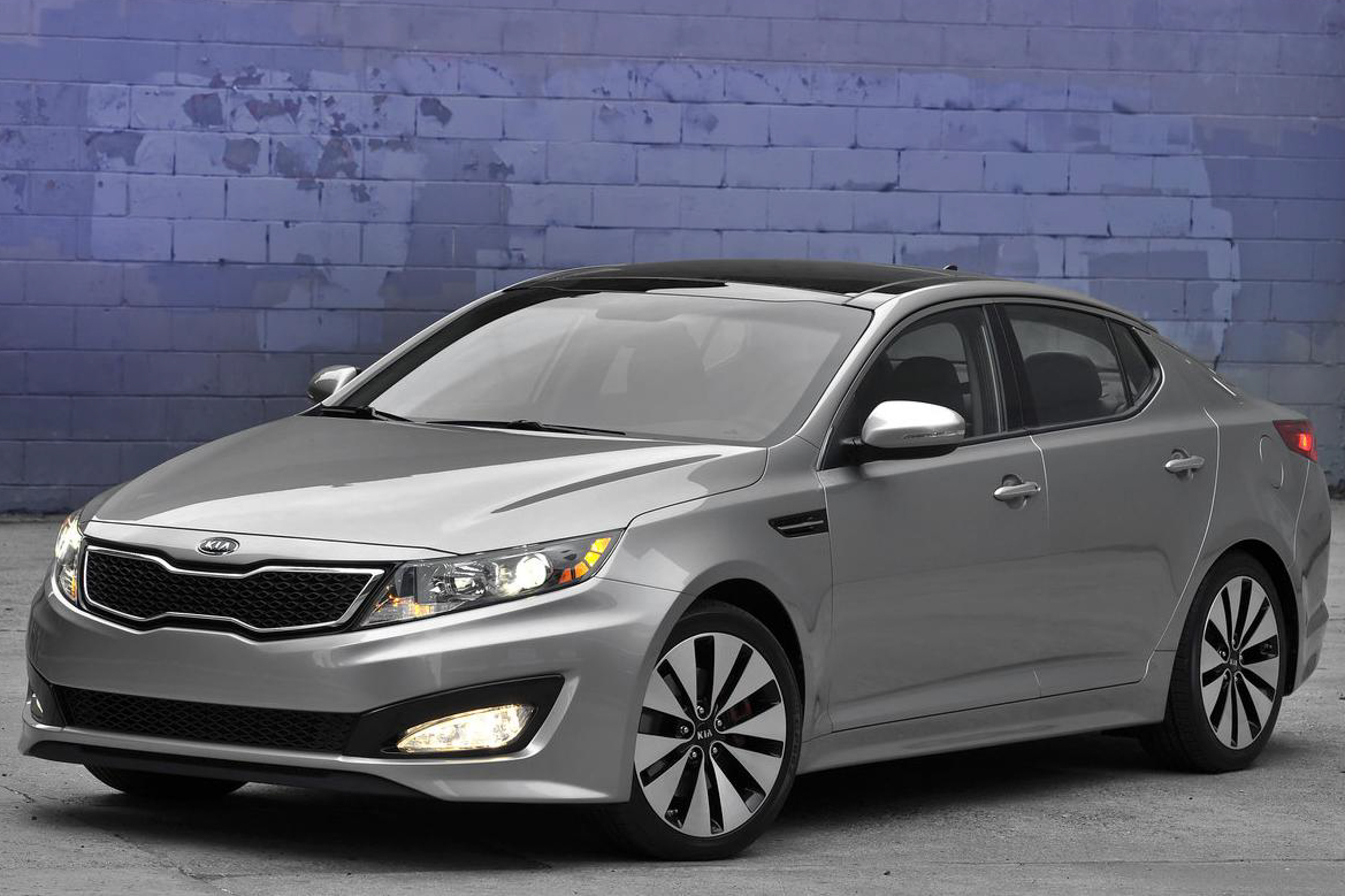 2011 Kia Optima public photo