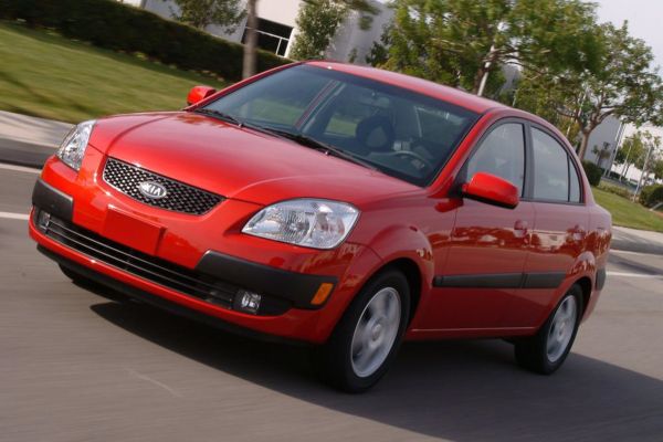 Kia Rio Official