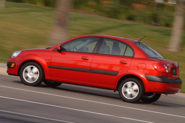 Kia Rio Official