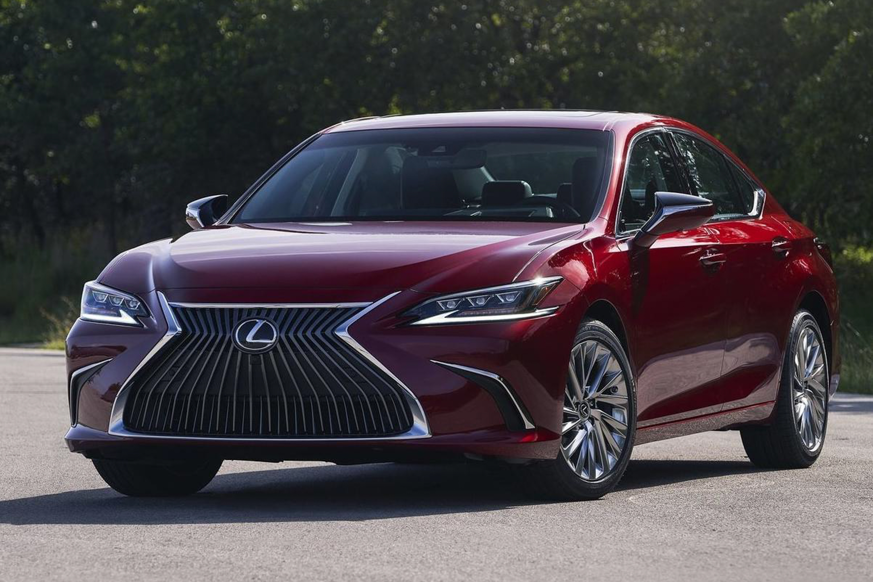 2024 Lexus ES public photo