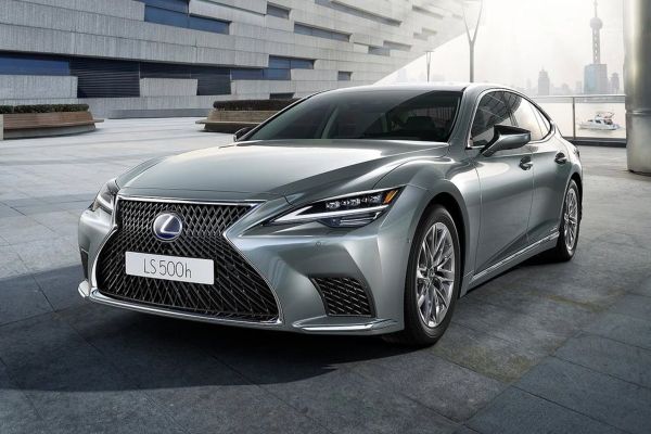 Lexus LS Official