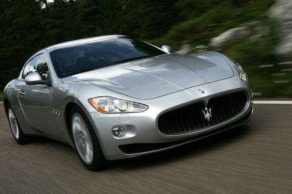Maserati GranTurismo Official