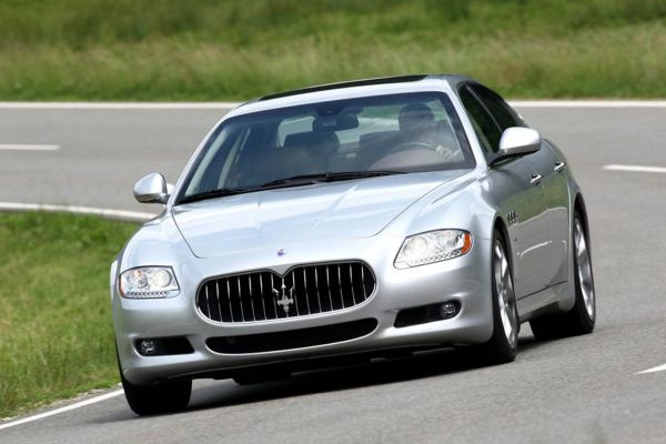 Maserati Quattroporte Official