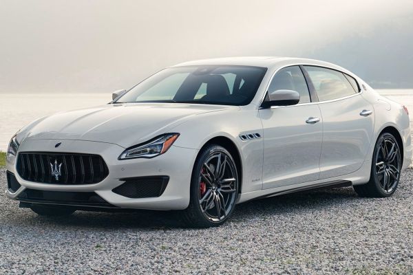 Maserati Quattroporte Official