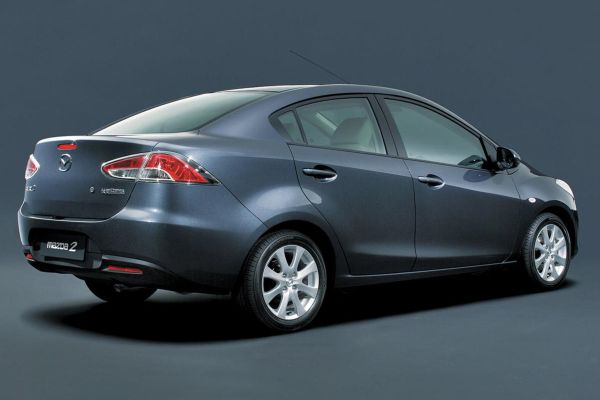 Mazda 2 Sedan Official
