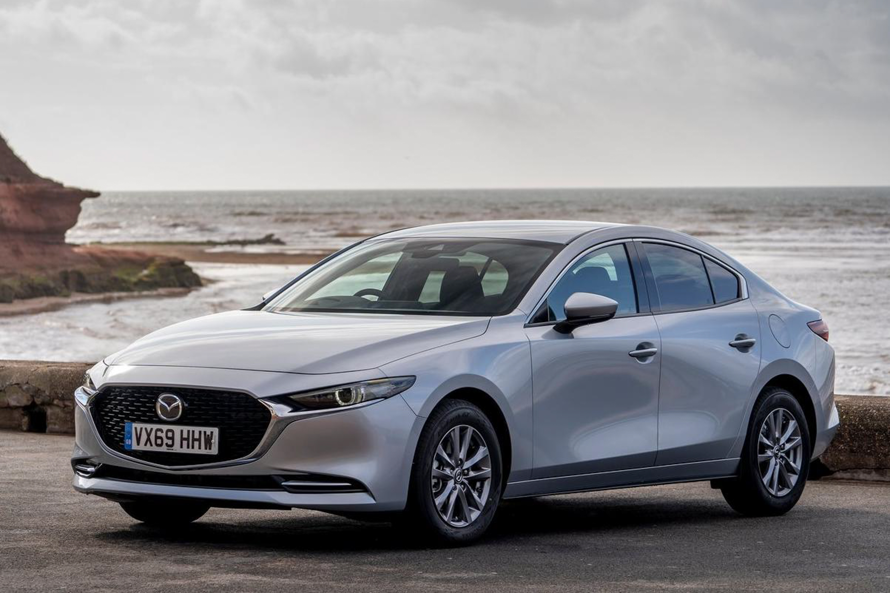 2019 Mazda 3 Sedan 1.5 SkyActiv-G photo