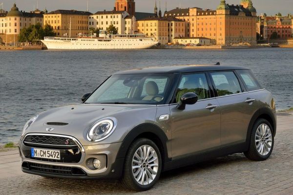 MINI Clubman photo