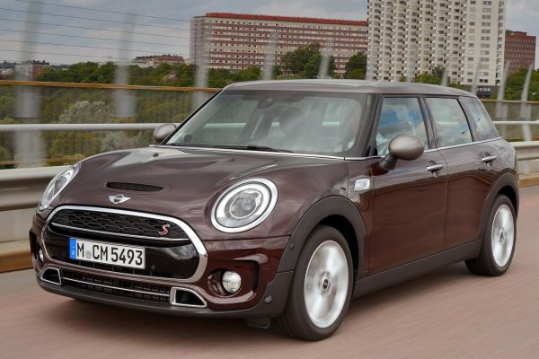 MINI Clubman photo
