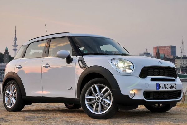 MINI Countryman photo
