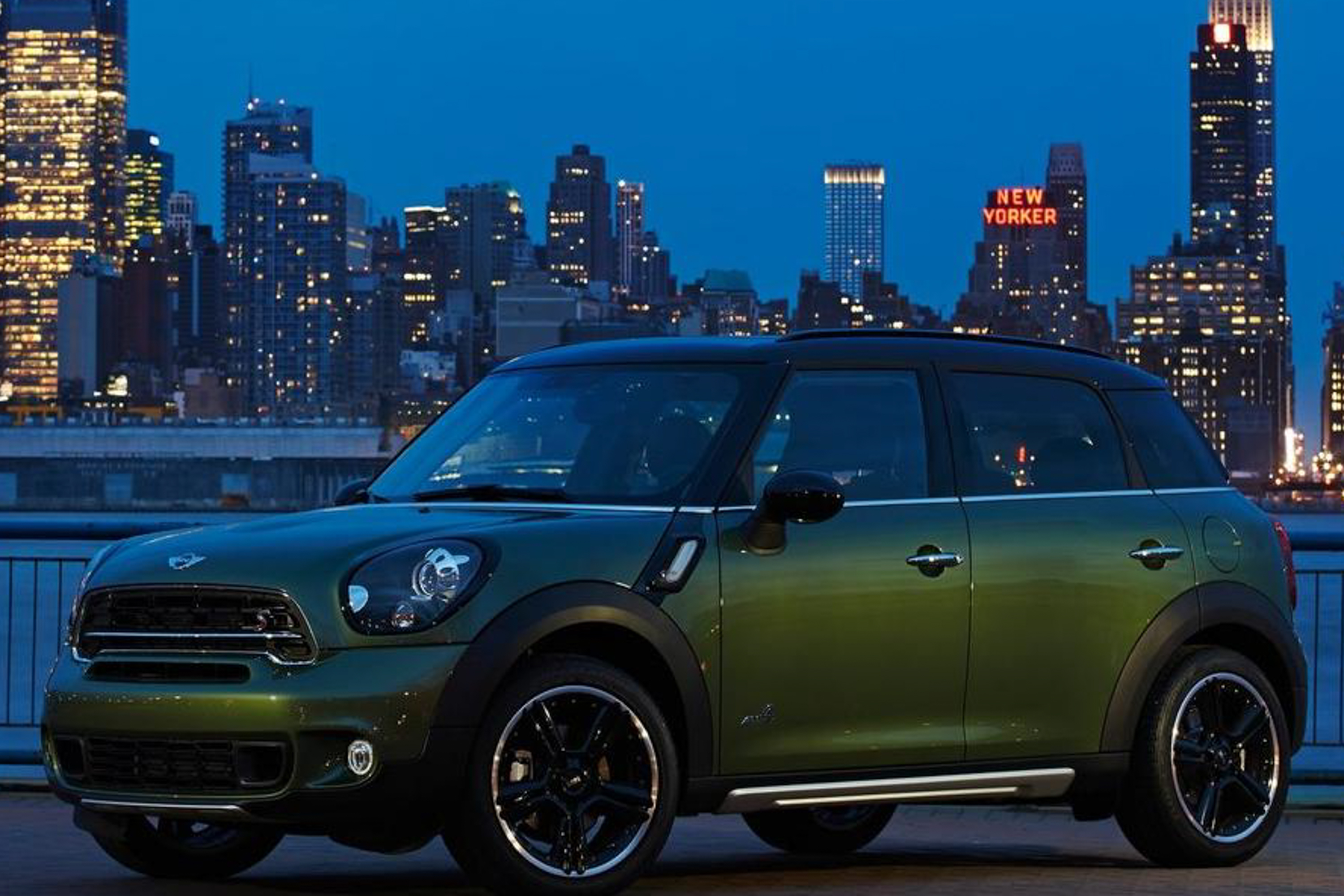 2015 MINI Countryman public photo