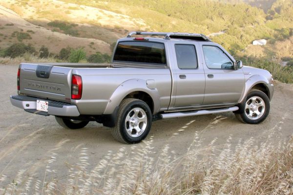 Nissan Frontier Official