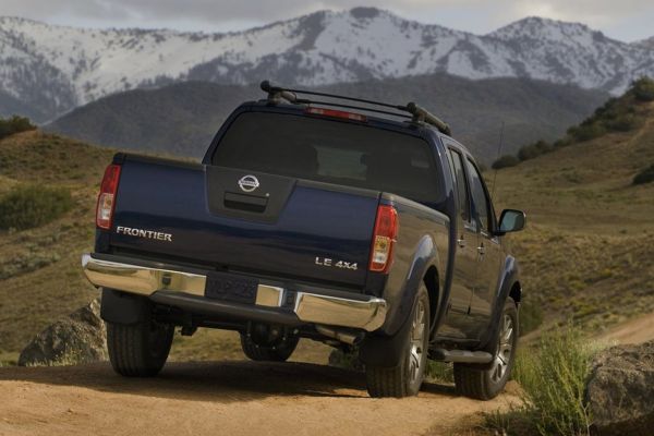 Nissan Frontier Official