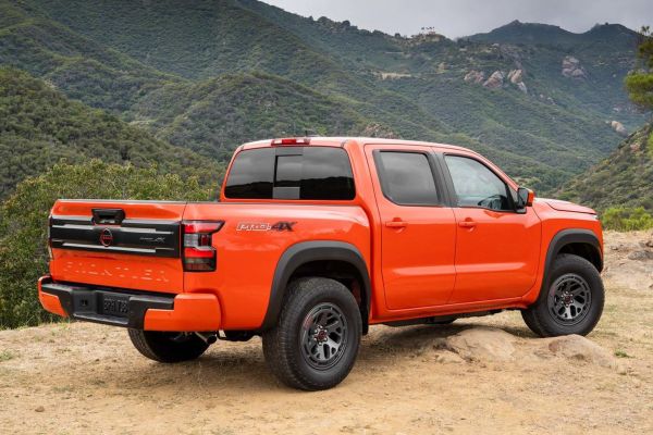 Nissan Frontier Official