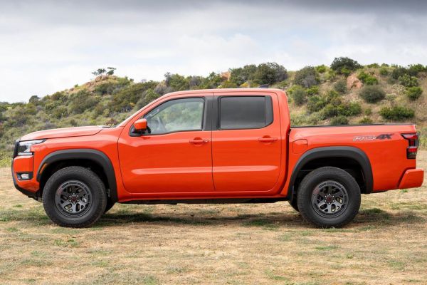 Nissan Frontier Official