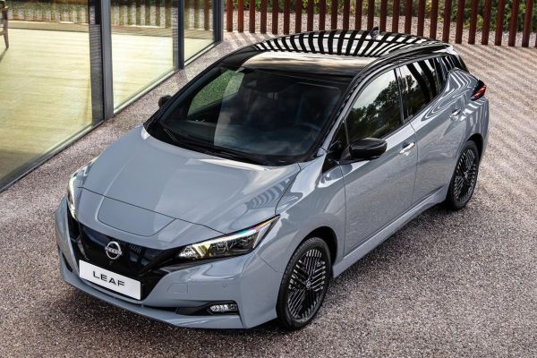 Nissan Leaf 2022 photo