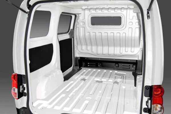 Nissan NV200 Official