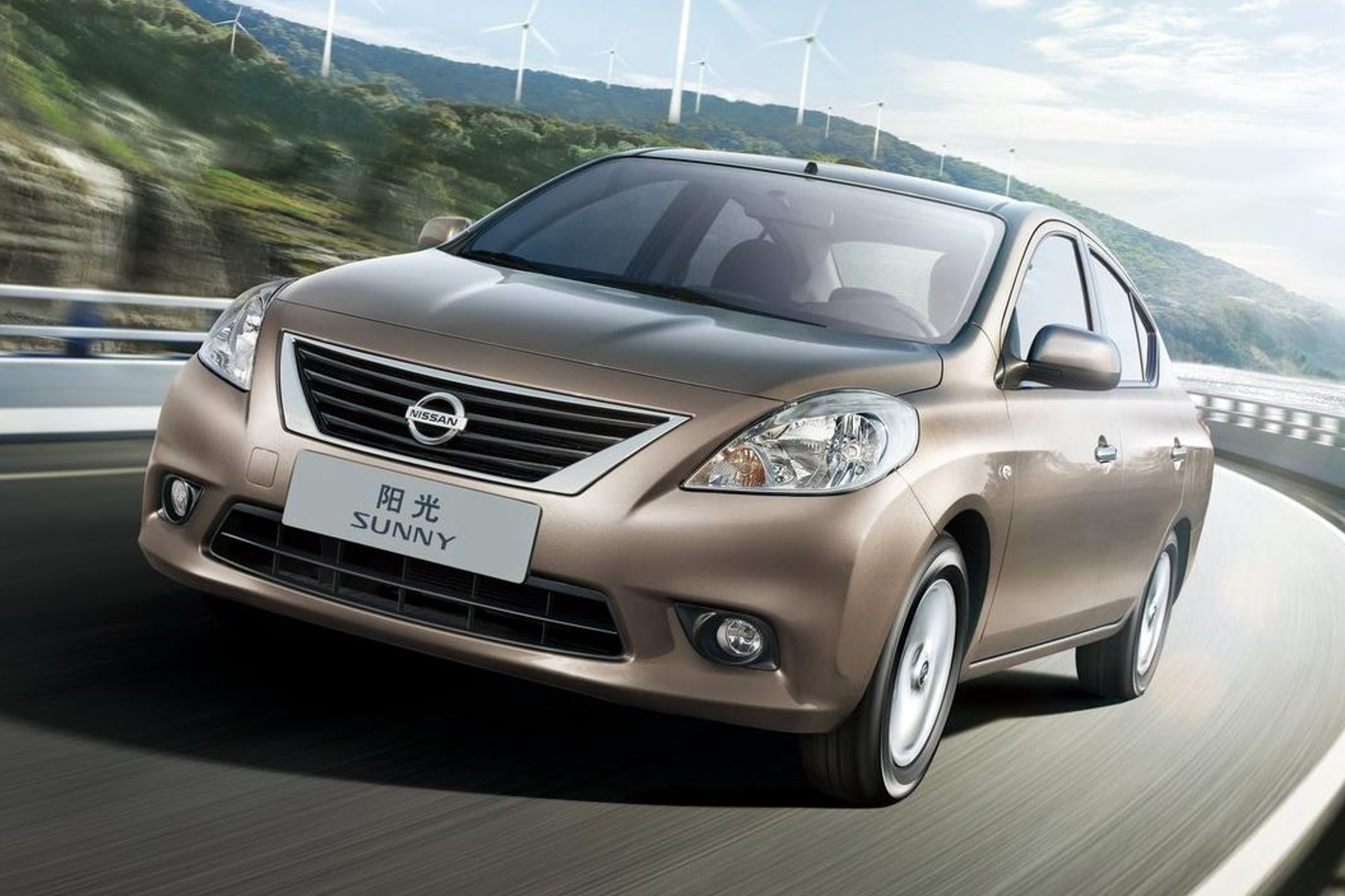 2012 Nissan Sunny public photo