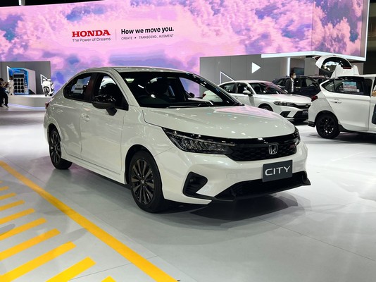 Honda City งานแสดงรถยนต์