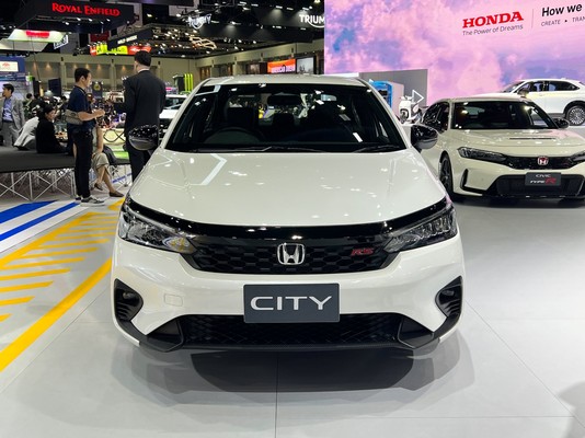 Honda City งานแสดงรถยนต์