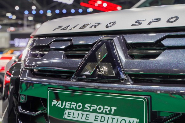 Mitsubishi Pajero Sport งานแสดงรถยนต์