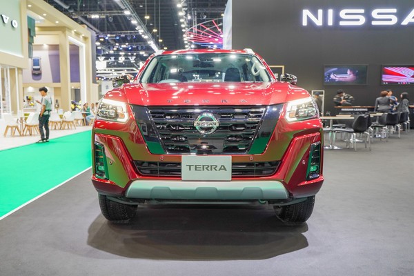 Nissan Terra งานแสดงรถยนต์