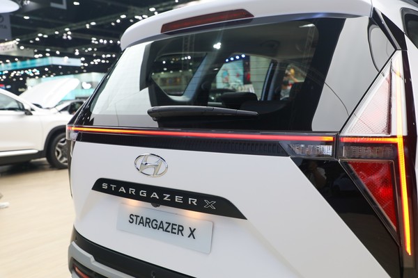 Hyundai STARGAZER X งานแสดงรถยนต์