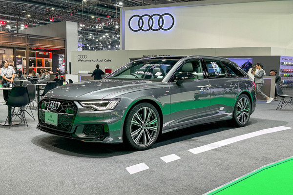 Audi A6 Avant งานแสดงรถยนต์