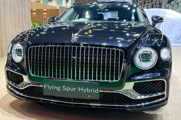 Bentley Flying Spur งานแสดงรถยนต์