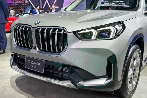 BMW X1 งานแสดงรถยนต์