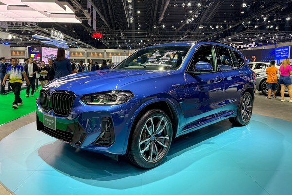 BMW X3 งานแสดงรถยนต์