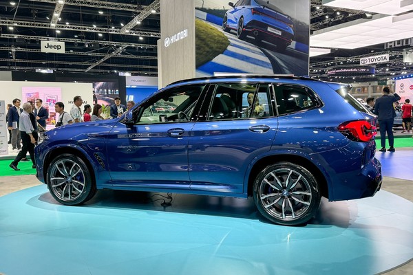 BMW X3 งานแสดงรถยนต์