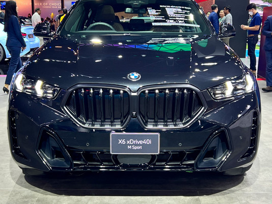 BMW X6 งานแสดงรถยนต์