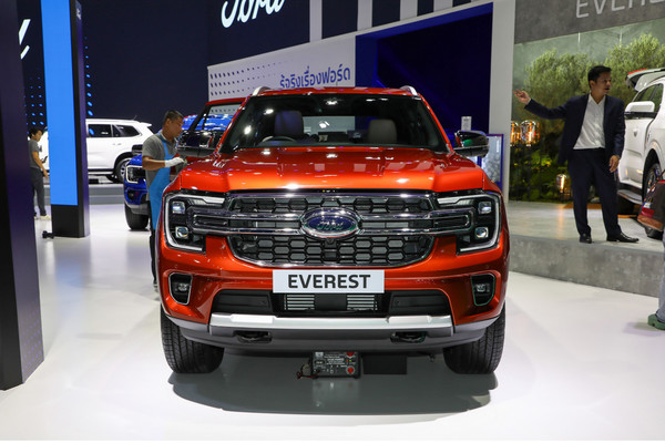 Ford Everest งานแสดงรถยนต์