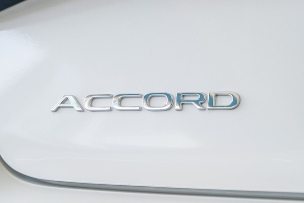 Honda Accord ภายนอก