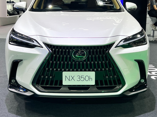 Lexus NX งานแสดงรถยนต์