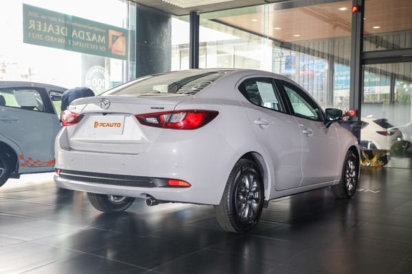 Mazda 2 ภายนอก