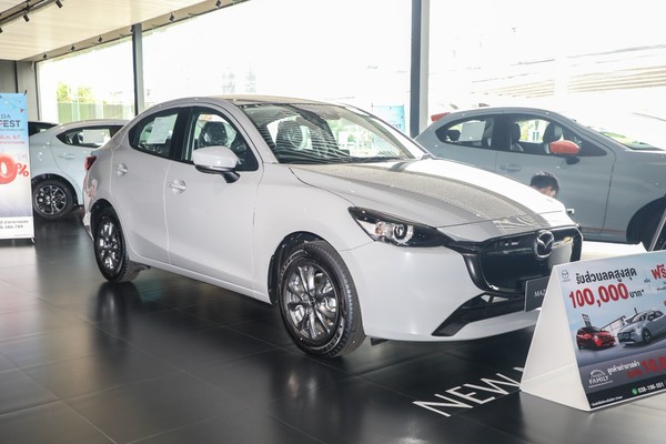 Mazda 2 ภายนอก