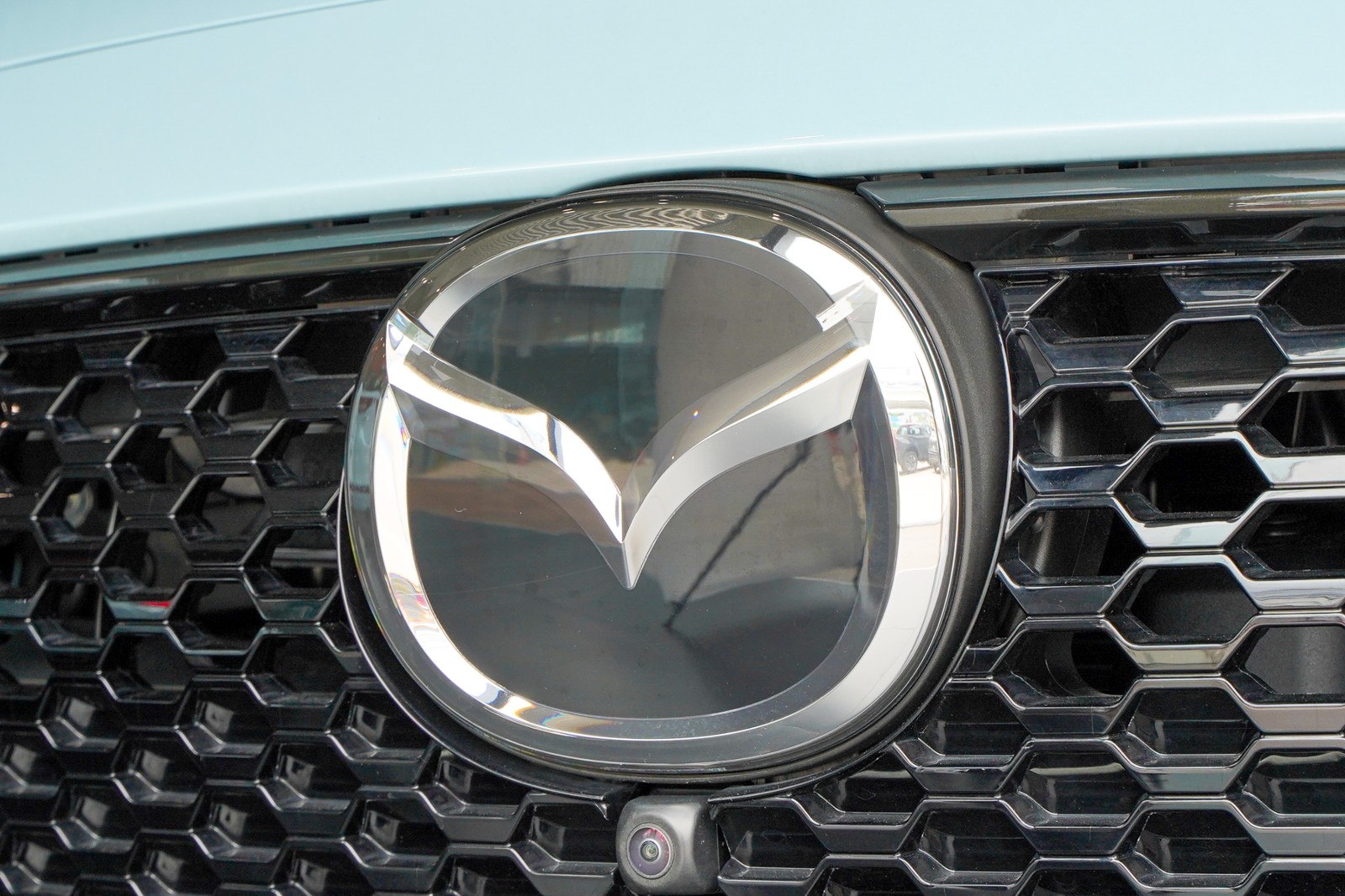 หน้ารถ Mazda 2