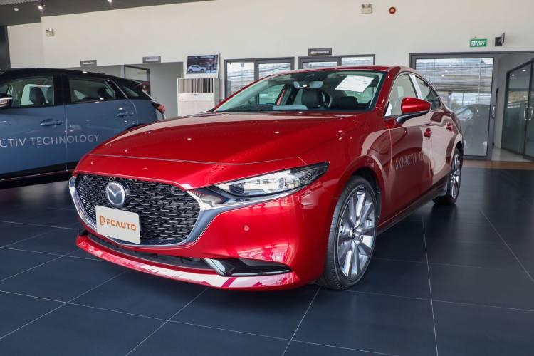 รีวิว Mazda 3